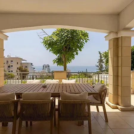 Villa! Perfect Blend Of Style, Comfort And Relaxation ! Limassol